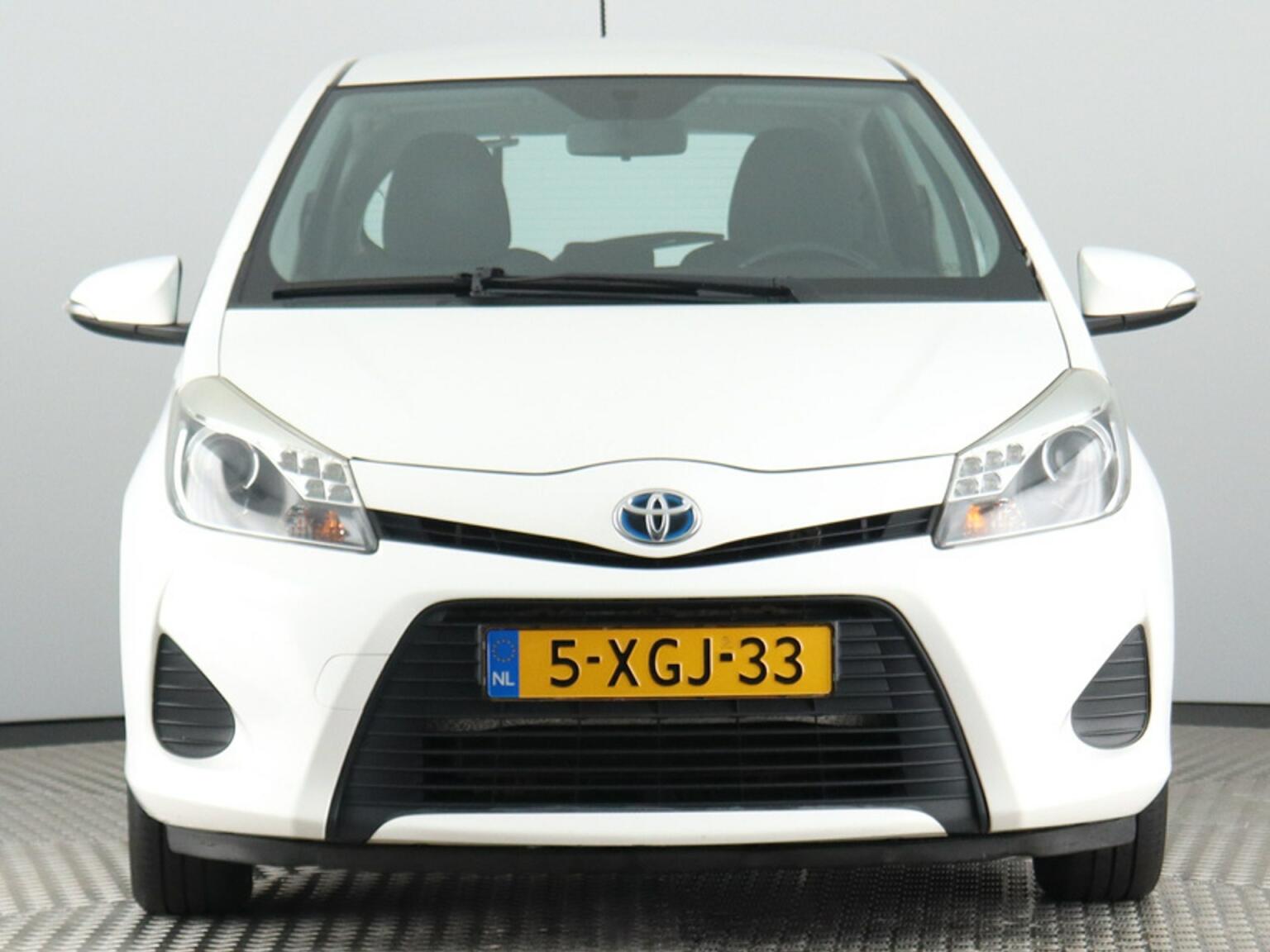 Toyota-Yaris-1