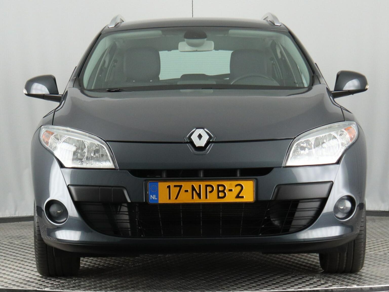 Renault-Mégane Estate-3