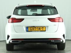 Kia-Ceed Sportswagon-52