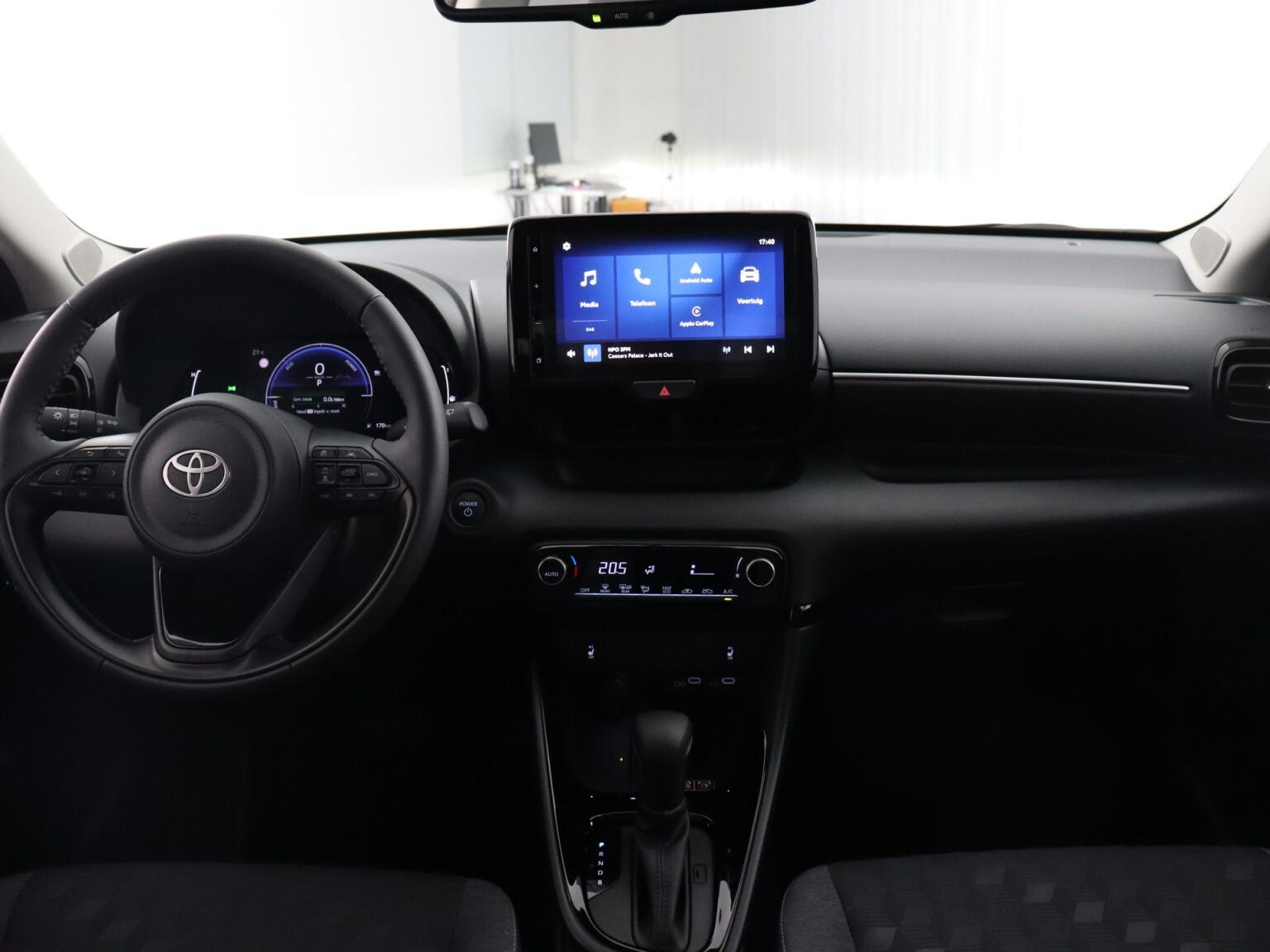 Toyota-Yaris-30