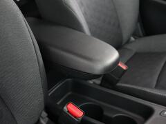 Toyota-Yaris-40