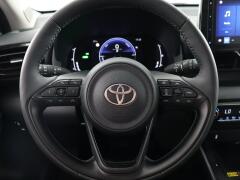 Toyota-Yaris-13