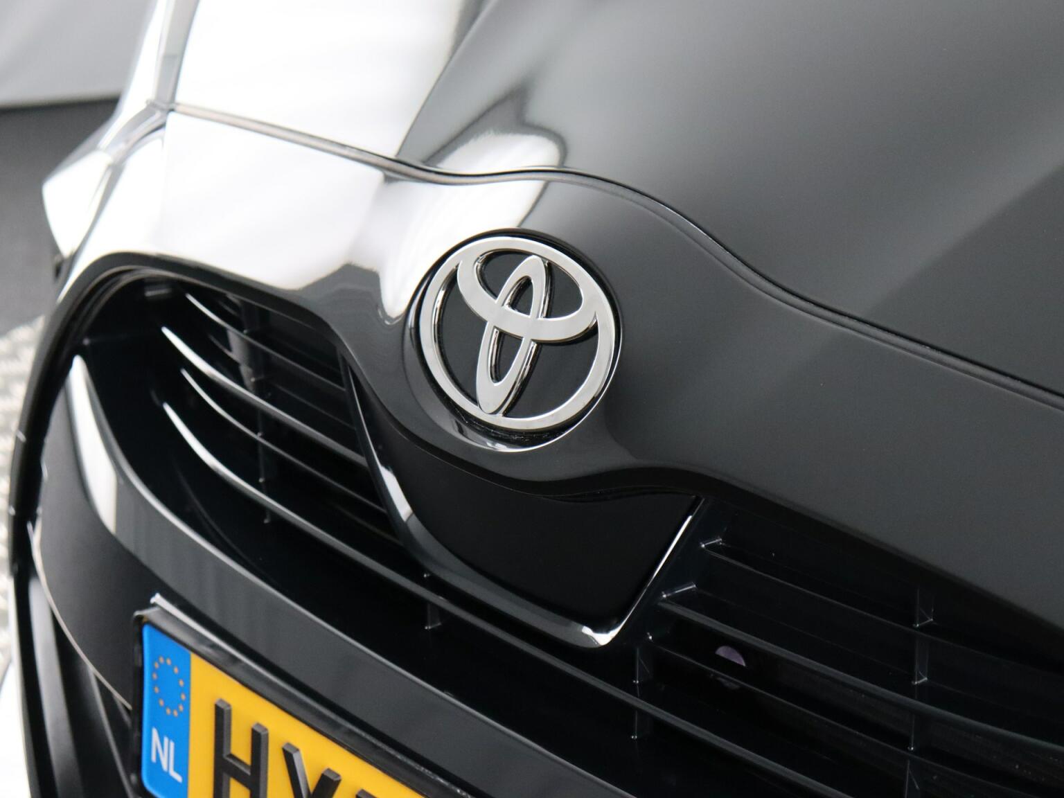 Toyota-Yaris-5