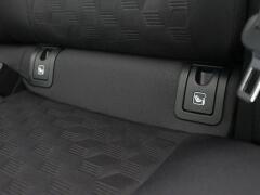 Toyota-Yaris-35