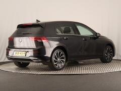 Volkswagen-Golf-2