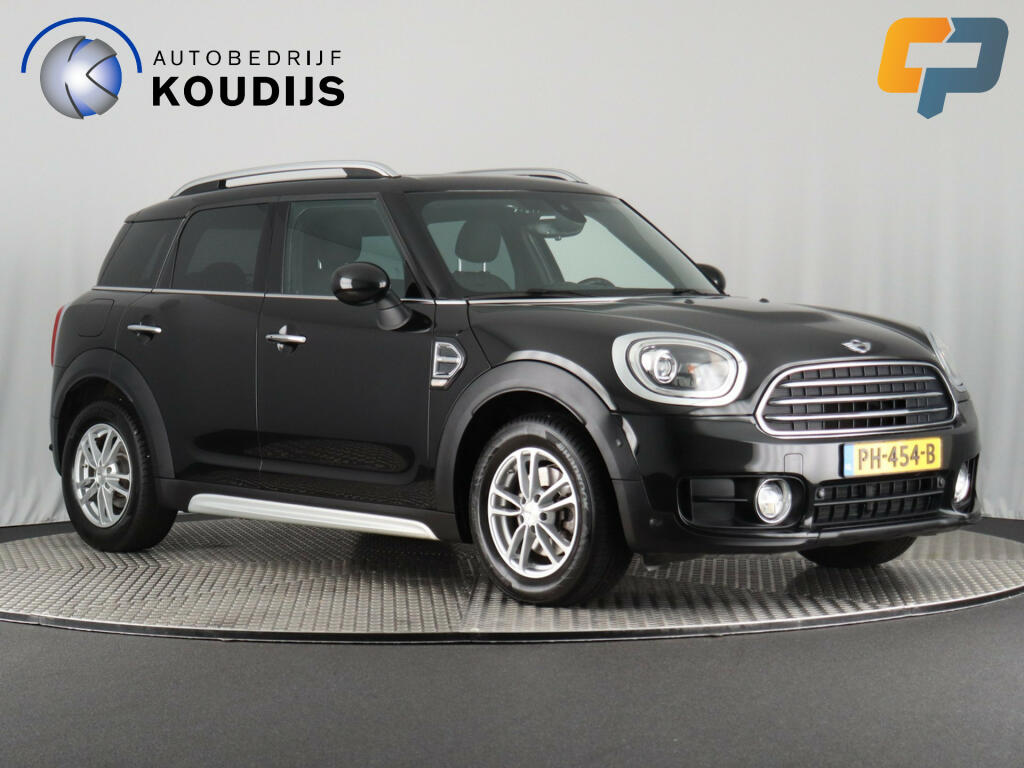 MINI-Countryman-thumb