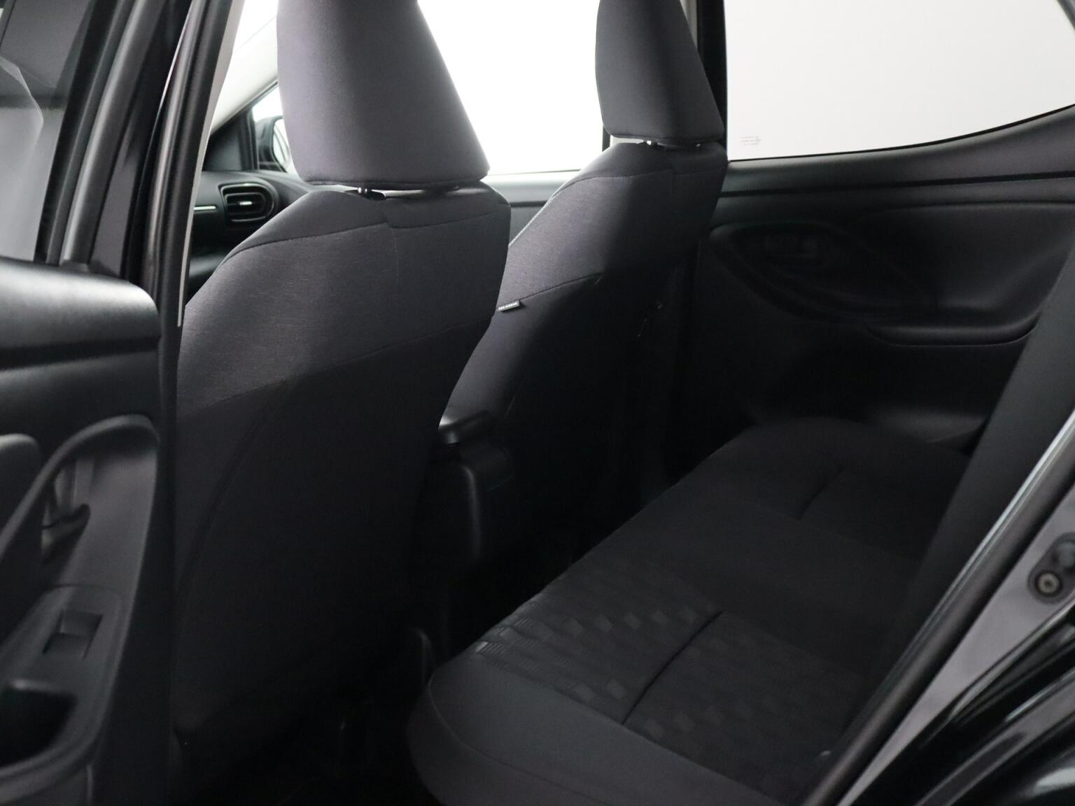 Toyota-Yaris-33