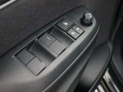 Toyota-Yaris-11